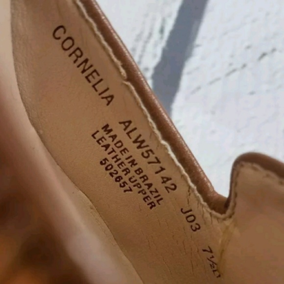 Lauren Ralph Lauren Cornelia Heel Shoes Size 7.5B - Picture 8 of 8
